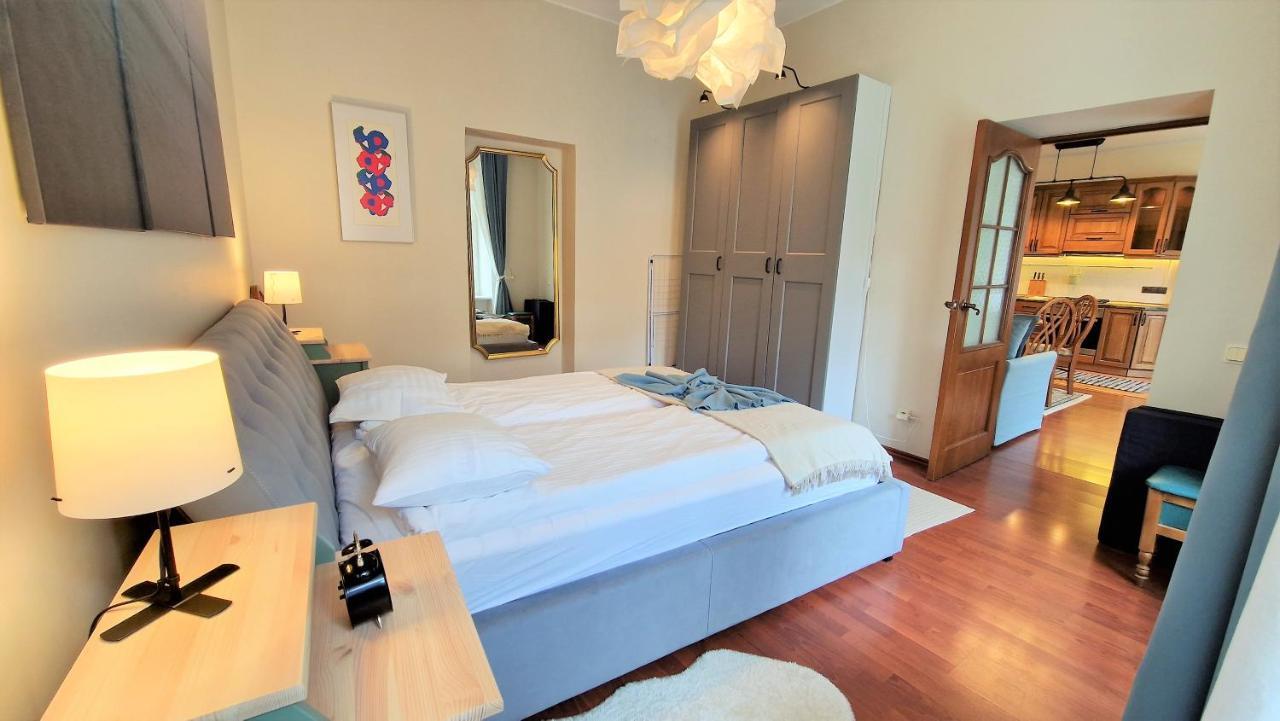 Rudi4 Luxury Vilnius Apartment Екстер'єр фото
